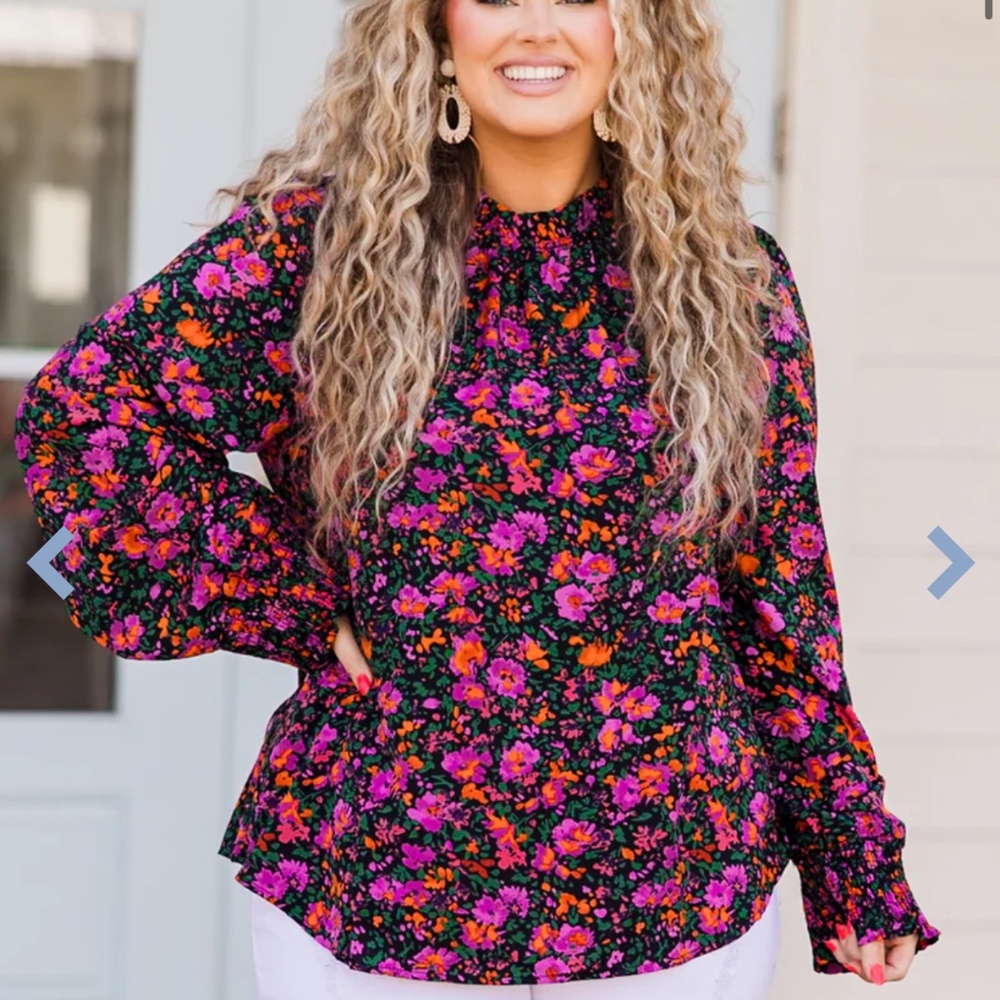 In The Warm Spring Air Top, Purple Floral